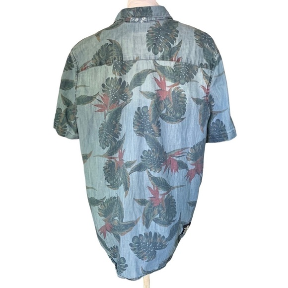 Buffalo David Bitton Tropical Print Faded Chambray Button Down Sz L - Picture 2 of 7